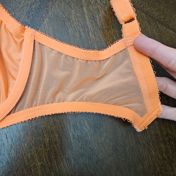 Wacoal In Bloom Embroidered Lace Bra Womens 34DD Orange Coral Lace Embroidered - Picture 9 of 11